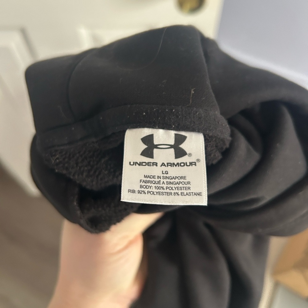 Under Armour Black Hoodie Size Large - Picture 11 of 11